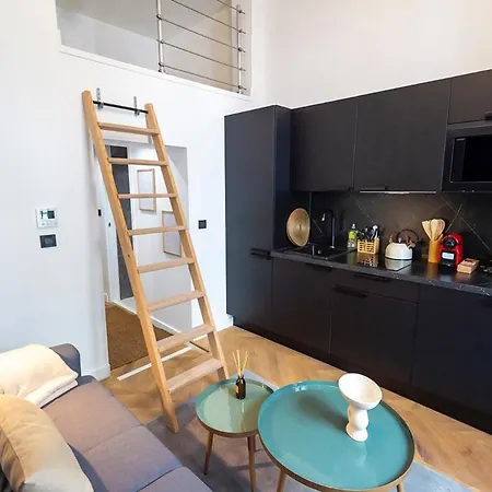 Apartment Renove Au Coeur De Nice