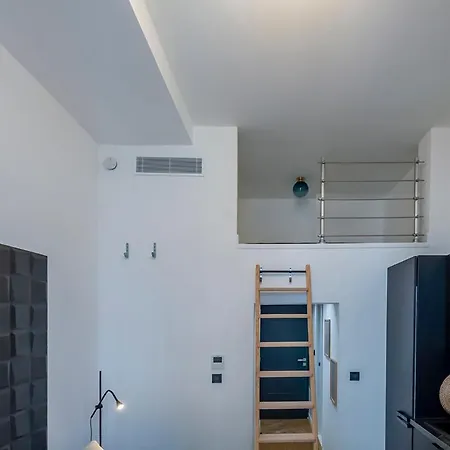 Renove Au Coeur De Nice